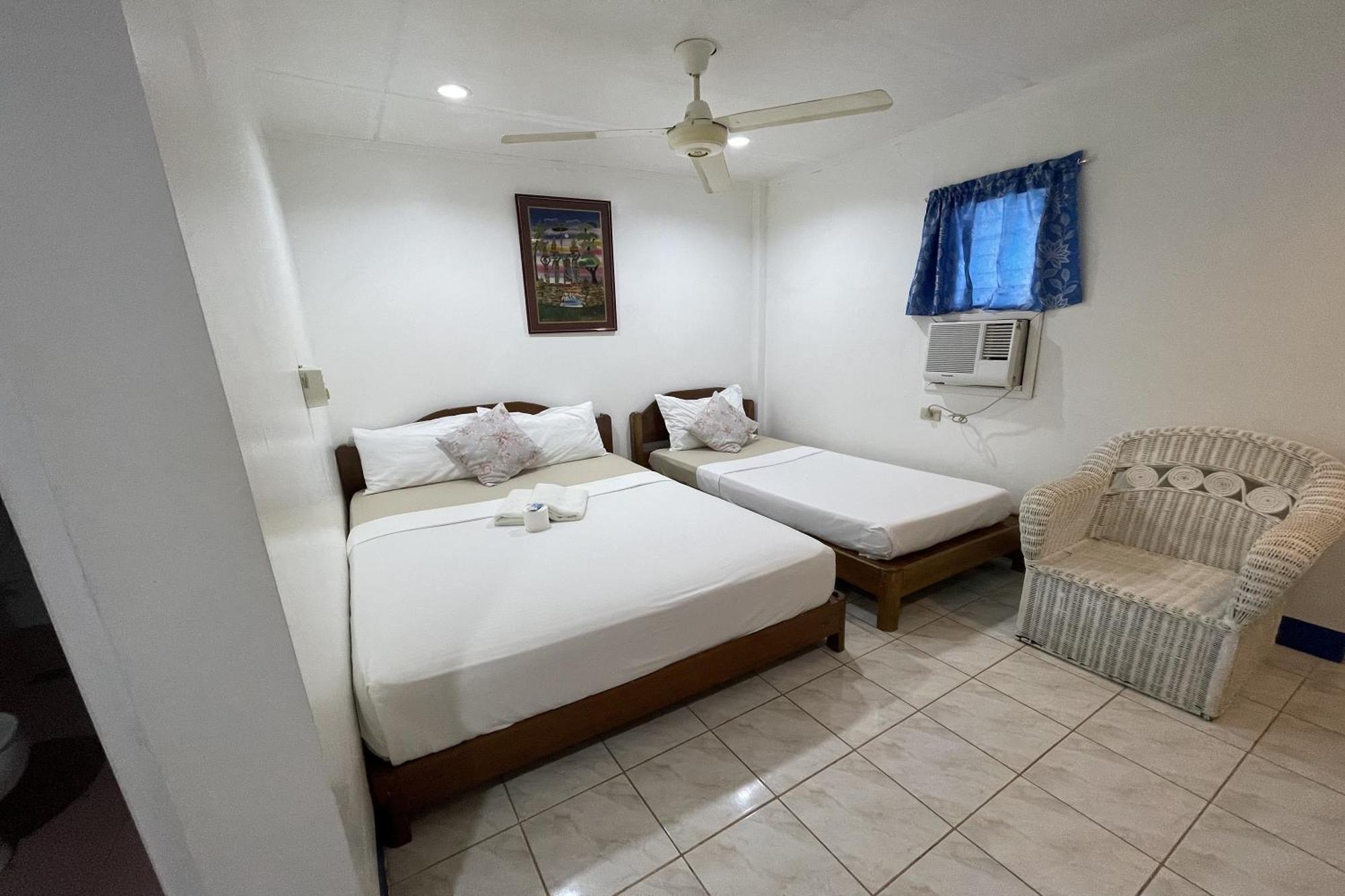 Casa De Praxides Tourist Inn Palawan Пуэрто-Принцеса Экстерьер фото