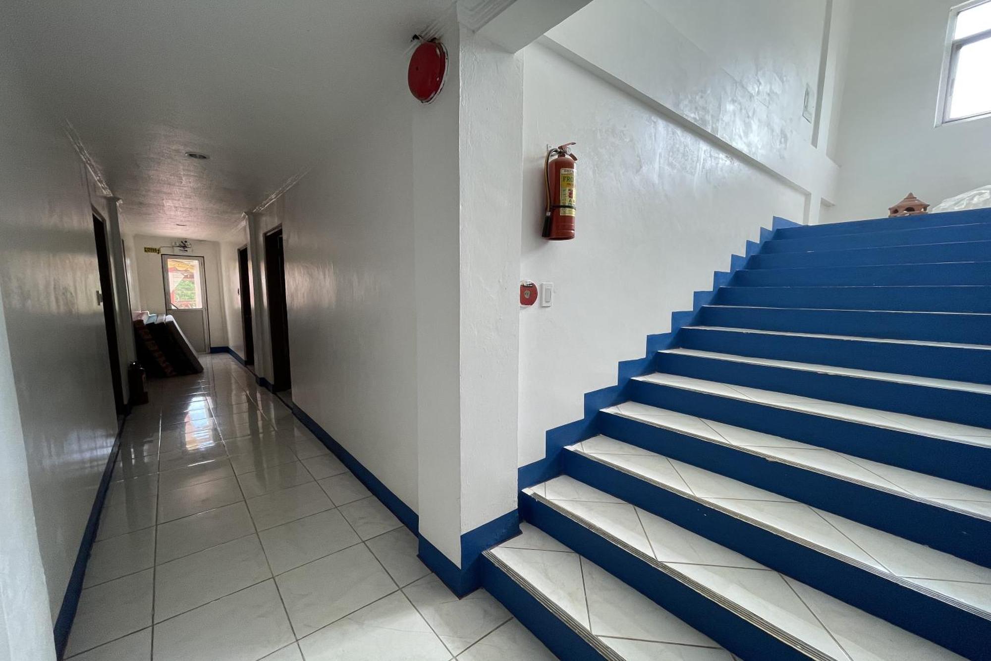 Casa De Praxides Tourist Inn Palawan Пуэрто-Принцеса Экстерьер фото